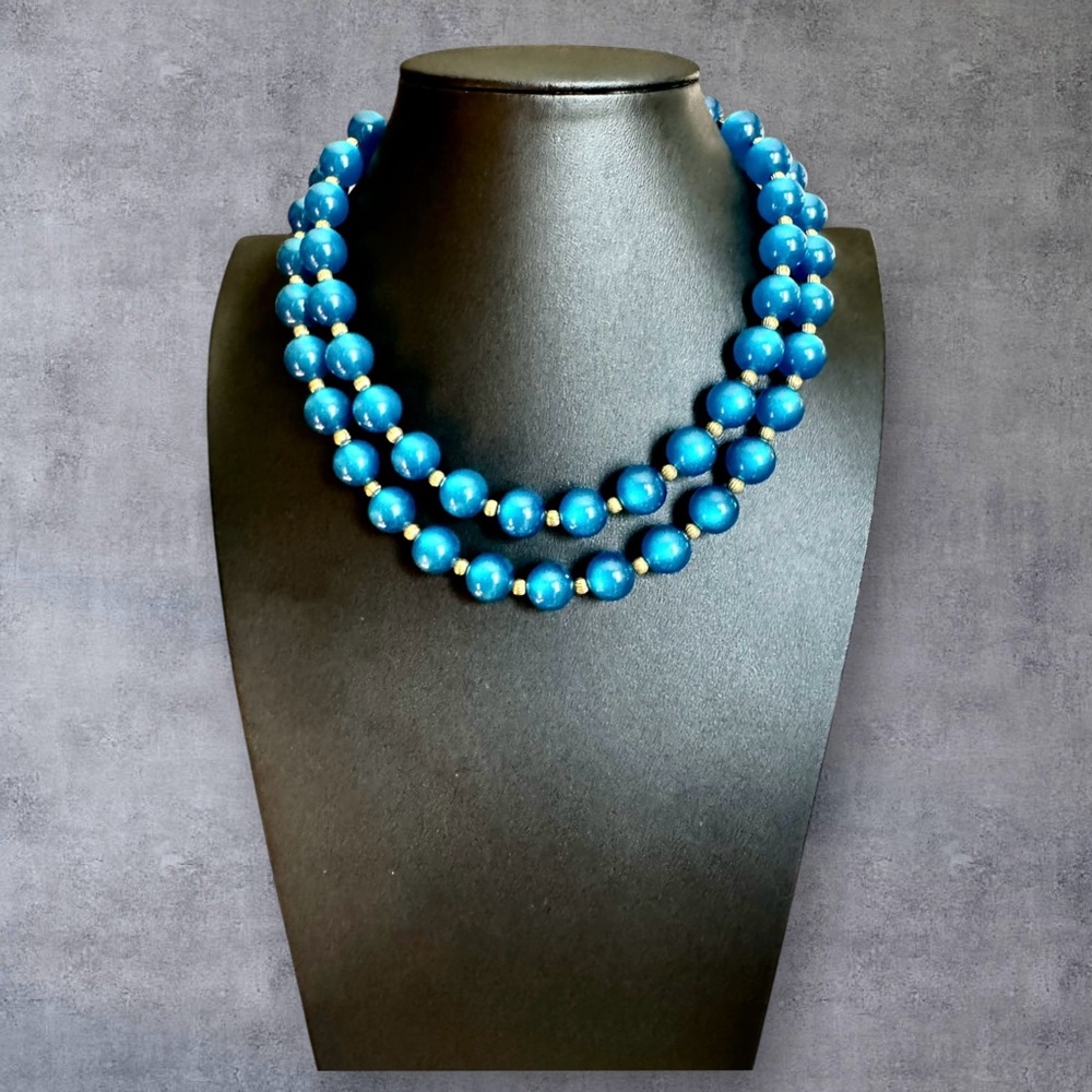 MOONGLOW Dark Blue Lucite Double-Strand Necklace, Vintage - Picture 5 of 12